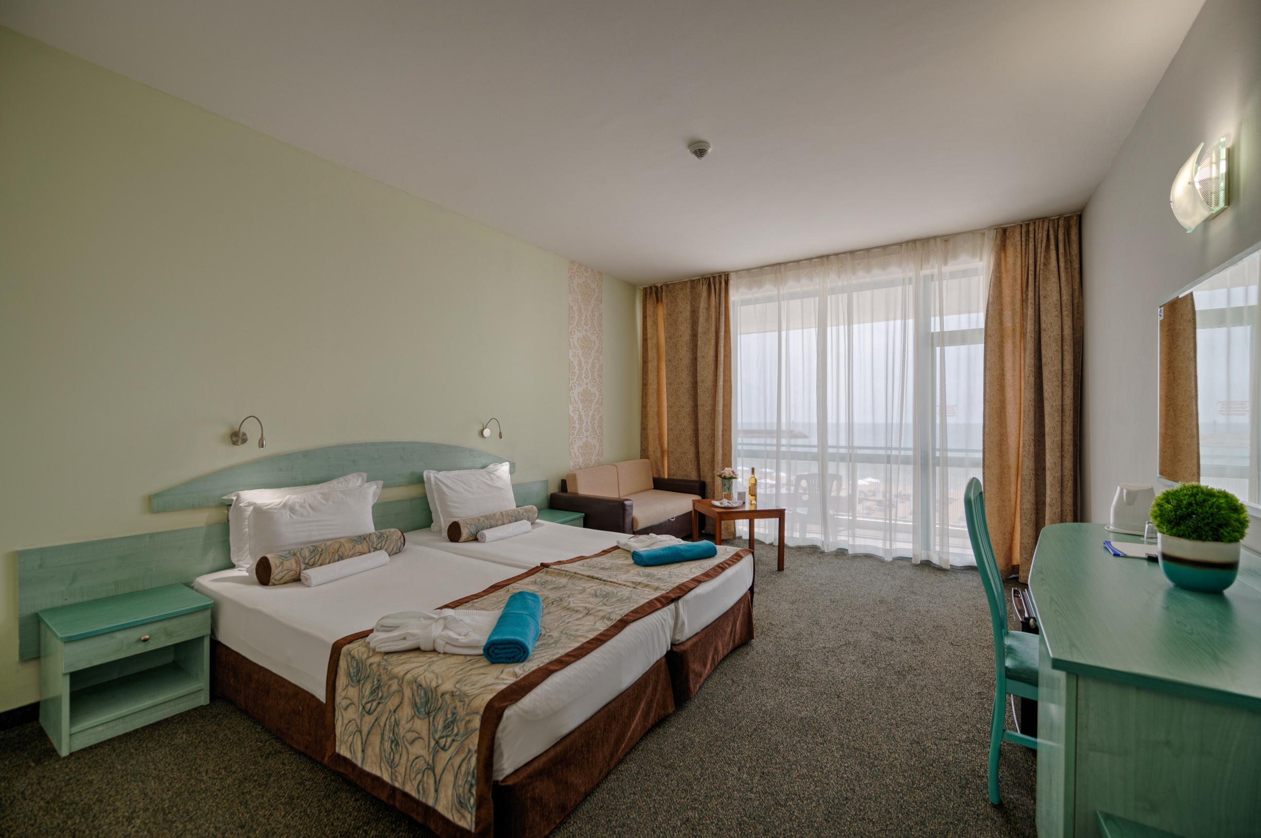 Berlin Golden Beach Hotel Golden Sands Exterior photo